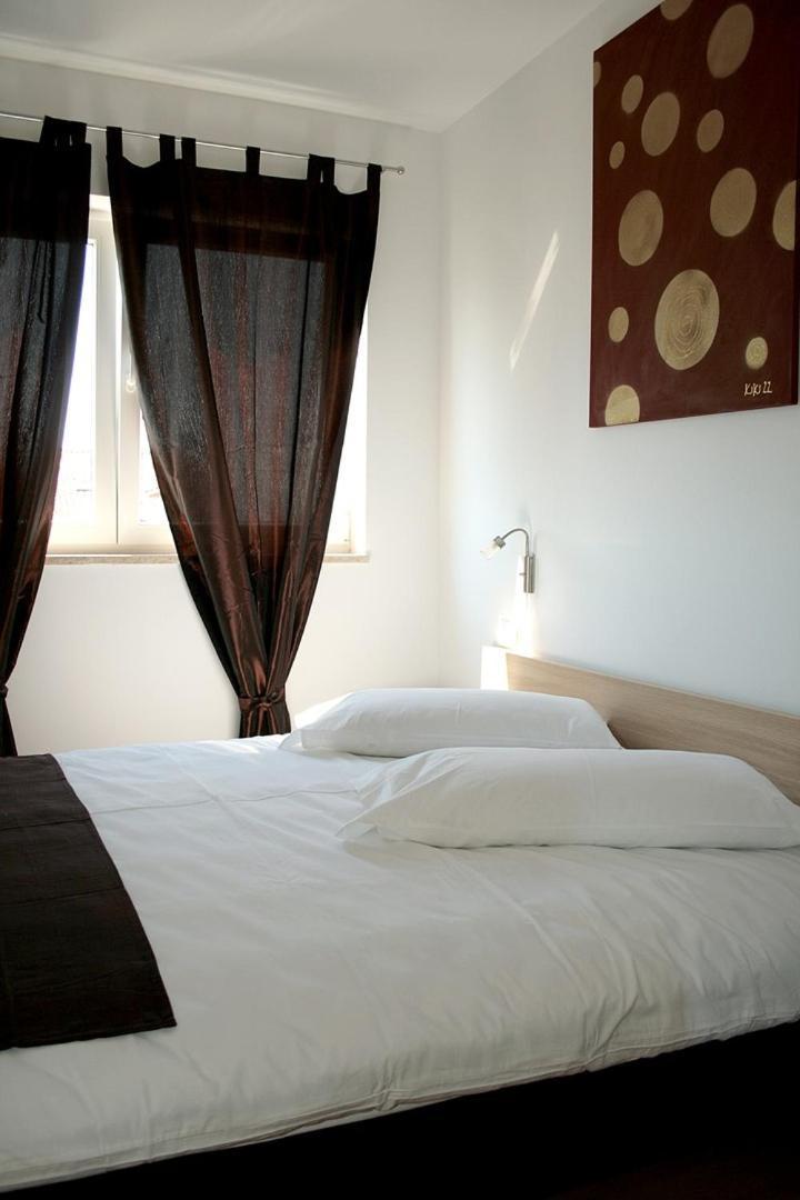 Fineda Grande Apartments Poreč Buitenkant foto