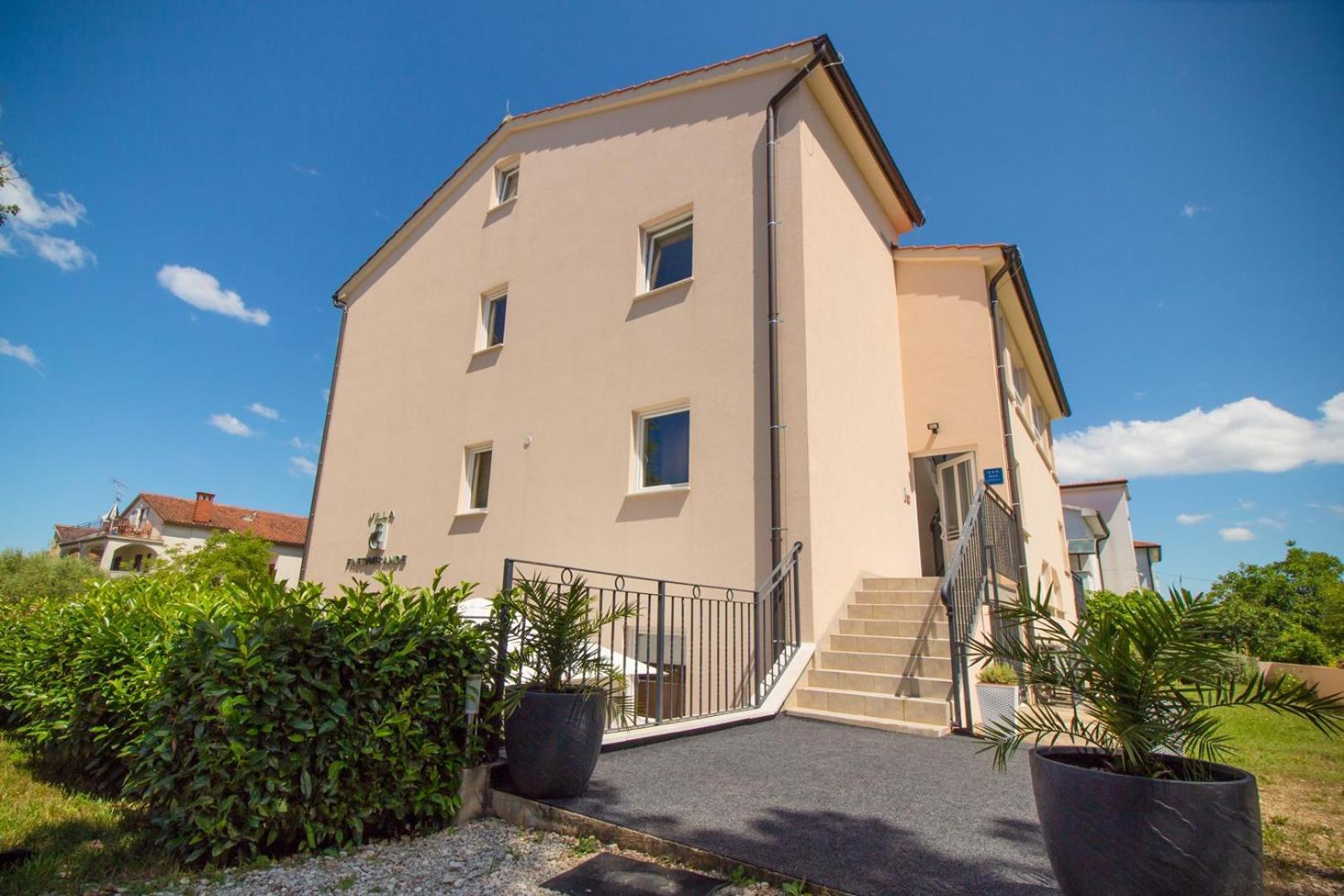 Fineda Grande Apartments Poreč Buitenkant foto